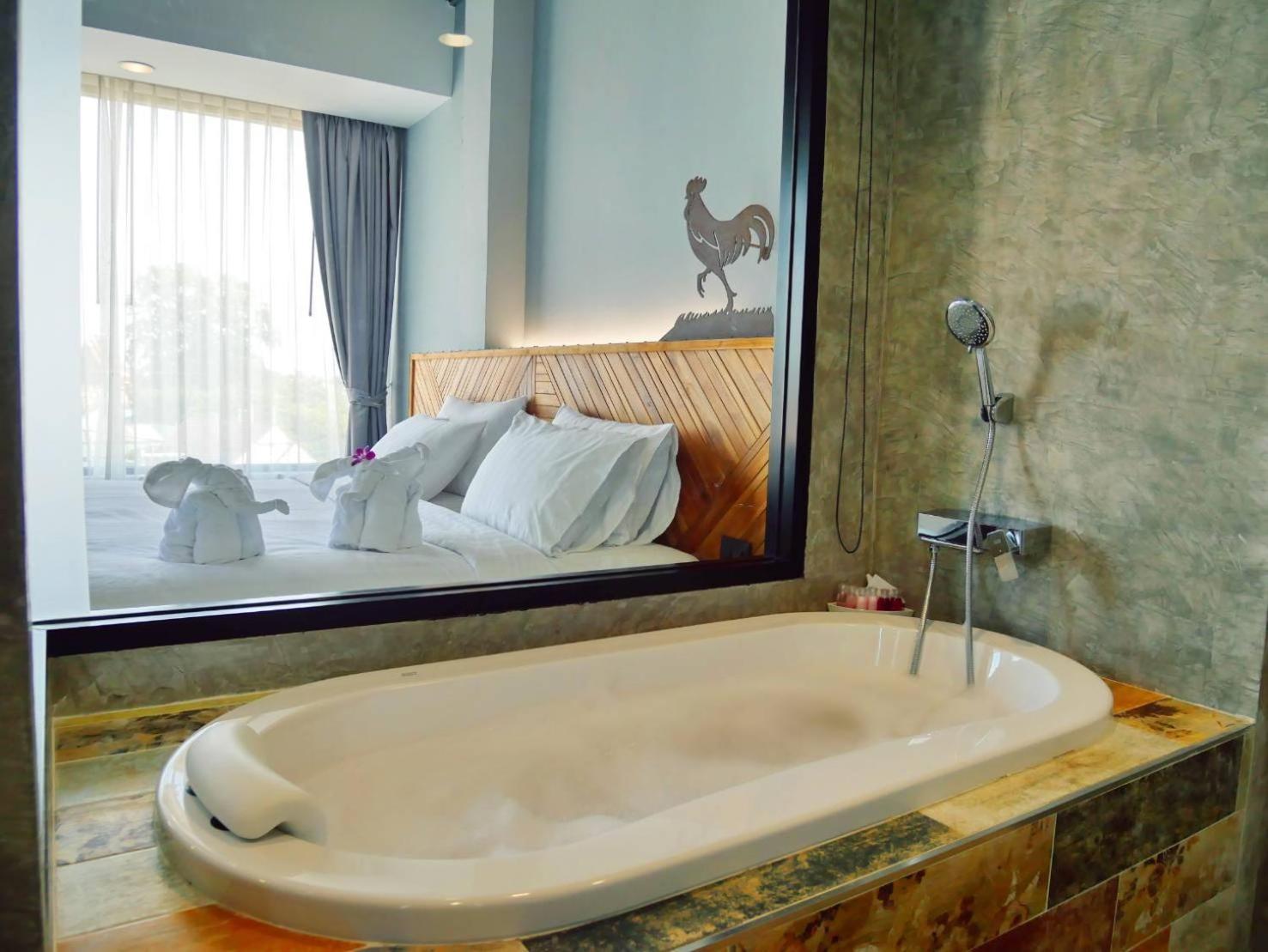 Ou Hotel Phitsanulok Exteriér fotografie